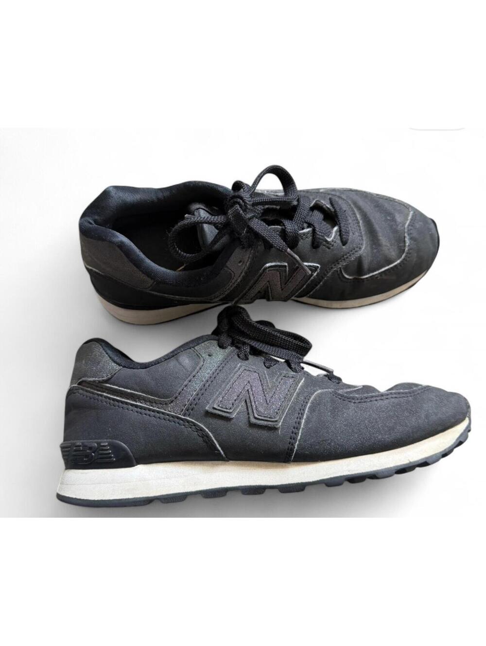 Girls black&glitter  new balances sneakers size  3